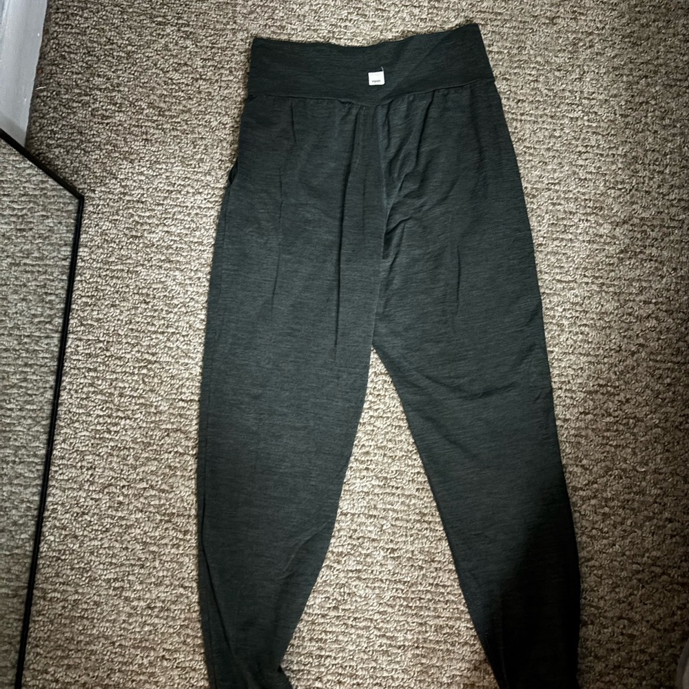 Vuori Dark Gray Track Pants - Picture 3 of 3